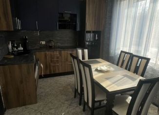 Продам 2-ком. квартиру, 56.1 м2, деревня Скрылья