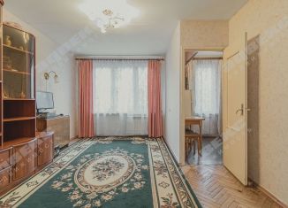 Продам 3-ком. квартиру, 41.9 м2, Санкт-Петербург, улица Белы Куна, 7к5, метро Проспект Славы