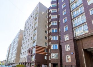 Продается однокомнатная квартира, 40 м2, Калининград, улица Юрия Гагарина, 16В