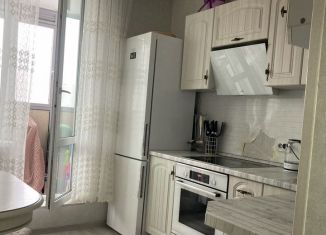 Продам 1-ком. квартиру, 30.4 м2, Кудрово, Английская улица, 2