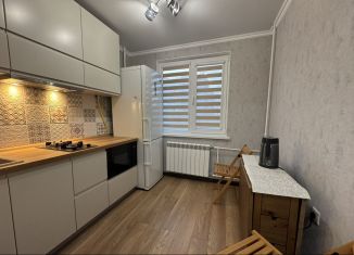 Сдаю 1-ком. квартиру, 30 м2, Краснодар, улица Академика Лукьяненко, 95к1, микрорайон Микрохирургии глаза