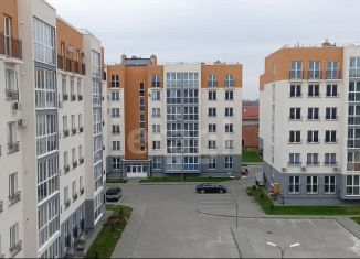 Продаю 1-ком. квартиру, 37.5 м2, Зеленоградск, Римская улица, 3