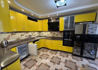 Сдается 3-комнатная квартира, 90 м2, Тула, улица Металлургов, 106, ЖК Параллель