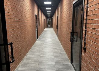 Сдаю в аренду помещение свободного назначения, 36 м2, Магадан, улица Берзина, 11, микрорайон Автотэк