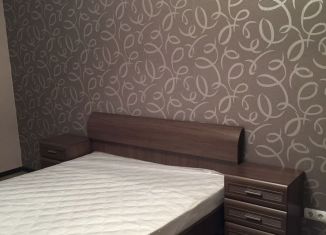 Сдаю 1-комнатную квартиру, 46 м2, Саратов, улица имени Е.И. Пугачёва, 49