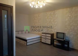 Продаю 1-ком. квартиру, 40.8 м2, Тверь, Оборонная улица, 8