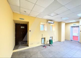 Продаю торговую площадь, 82.9 м2, Владимир, улица Верхняя Дуброва, 21