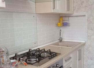 1-комнатная квартира на продажу, 35.9 м2, поселок городского типа Кугеси, Советская улица, 86к1