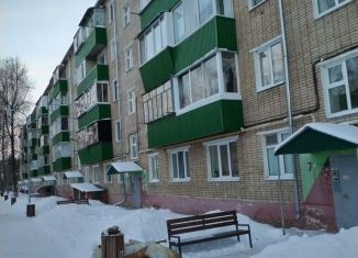 Продается однокомнатная квартира, 30 м2, Заинск, улица М. Никифорова, 71