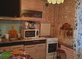 Продается 2-комнатная квартира, 43.6 м2, Удмуртия, улица Труда