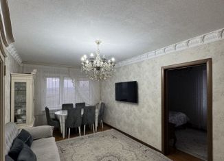 Продам 3-ком. квартиру, 67 м2, Грозный, улица Мамсурова, 33