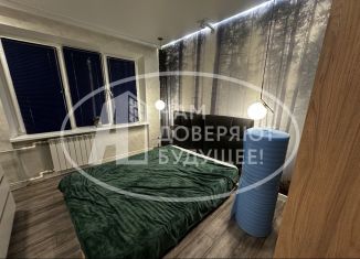 Продается 4-ком. квартира, 63 м2, Чайковский, Шлюзовая улица, 8