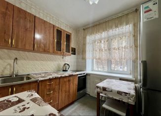 Сдаю в аренду 2-ком. квартиру, 39.5 м2, Новосибирск, улица Маяковского, 2А