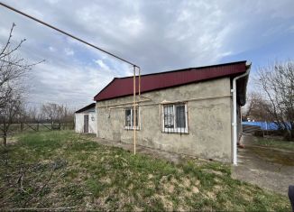 Продажа четырехкомнатной квартиры, 30.1 м2, хутор Прогресс, Полевая улица, 12