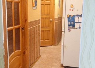 3-ком. квартира на продажу, 58.9 м2, поселок городского типа Мирный, Песочная улица, 2