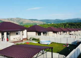 Продаю дом, 100 м2, село Перевальное, улица Чехова, 22