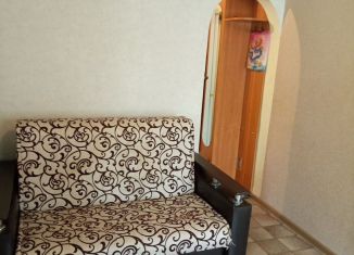 Продаю 1-ком. квартиру, 23.3 м2, Энгельс, улица Космонавтов, 10