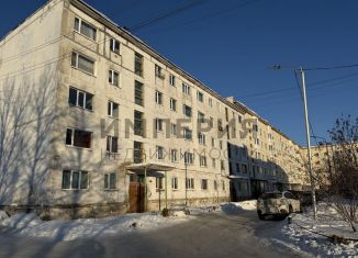 Продам 2-комнатную квартиру, 43 м2, Магадан, Майская улица, 12А