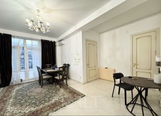 2-ком. квартира на продажу, 52 м2, Махачкала, улица Азиза Алиева, 18, ЖК Золотые Ключи