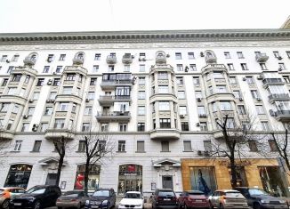 Аренда двухкомнатной квартиры, 65 м2, Москва, улица Николаева, 4, метро Смоленская