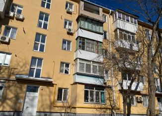 Продается 1-комнатная квартира, 30.2 м2, Керчь, улица Льва Толстого, 136