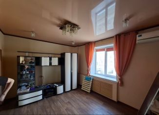 Продаю трехкомнатную квартиру, 63 м2, Сызрань, улица Физкультурников, 15