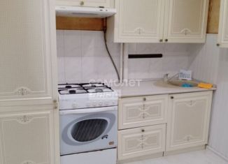 Трехкомнатная квартира на продажу, 57 м2, Темрюк, улица Калинина, 109