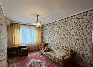 Продам трехкомнатную квартиру, 50 м2, Ялта, Бакунинский проезд