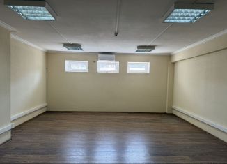 Сдаю в аренду офис, 41 м2, Сочи, улица Труда, 27А/1