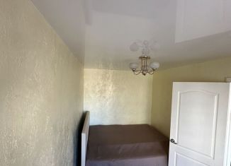 Сдается в аренду трехкомнатная квартира, 52 м2, Благовещенск, Зейская улица, 190