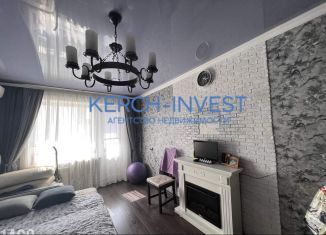 Продам трехкомнатную квартиру, 61.5 м2, Керчь, улица Самойленко, 11