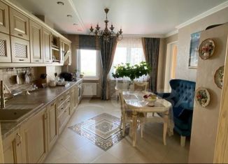 Продажа двухкомнатной квартиры, 72.5 м2, Тюмень, улица Федюнинского, 64, ЖК Три Богатыря