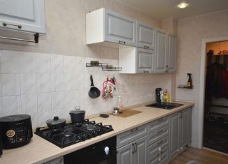 2-комнатная квартира на продажу, 49.8 м2, Собинка, улица Лакина, 8