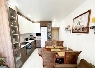 Продаю 2-ком. квартиру, 58.4 м2, Тюмень, улица Вадима Бованенко, 4к1, ЖК Атамари