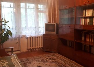 Сдается 2-комнатная квартира, 54 м2, Псков, улица Николая Васильева, 71Б