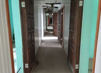 Продаю помещение свободного назначения, 700 м2, Волгоград, проспект имени В.И. Ленина, 102Г