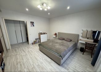 Продам 1-ком. квартиру, 40 м2, Пермь, улица Макаренко, 19, ЖК Радуга