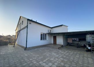 Продам дом, 160 м2, Махачкала, 4-я Учхозная улица, 33
