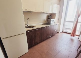 Сдается однокомнатная квартира, 33 м2, Сыктывкар, улица Куратова, 76