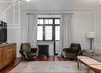 Сдается трехкомнатная квартира, 84 м2, Москва, Большой Сергиевский переулок, 9, Мещанский район