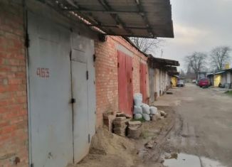 Продаю гараж, 29 м2, Армавир, площадь Ленина