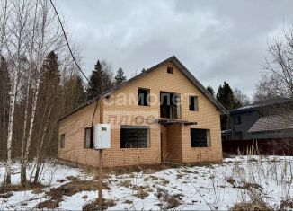 Продам дом, 200 м2, деревня Ульянки