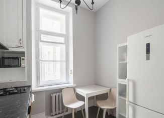 Сдам 3-ком. квартиру, 72 м2, Москва, Садовая-Черногрязская улица, 3Бс1, метро Красные Ворота