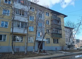 Продаю 3-комнатную квартиру, 58.5 м2, Шелехов, 18-й квартал, 33