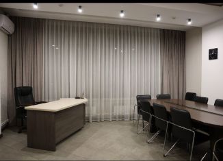 Офис на продажу, 180 м2, Бийск, улица имени Героя Советского Союза Трофимова, 35