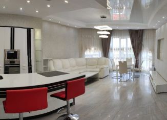 Сдается в аренду однокомнатная квартира, 85 м2, Йошкар-Ола, улица Якова Эшпая, 156А