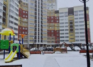 Продажа 2-комнатной квартиры, 65 м2, Брянск, Советская улица, 118
