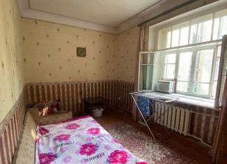 Продаю комнату, 28 м2, Саратов, улица Дома 8 Марта, 3, Октябрьский район