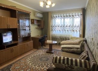 Продается 1-комнатная квартира, 32.9 м2, поселок городского типа Мостовской, улица Калинина, 62