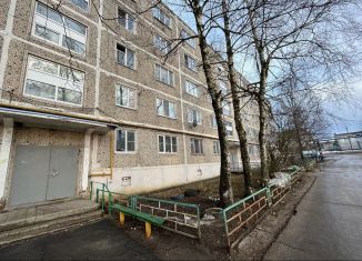 Продается трехкомнатная квартира, 59.8 м2, деревня Шабурново, деревня Шабурново, 12
